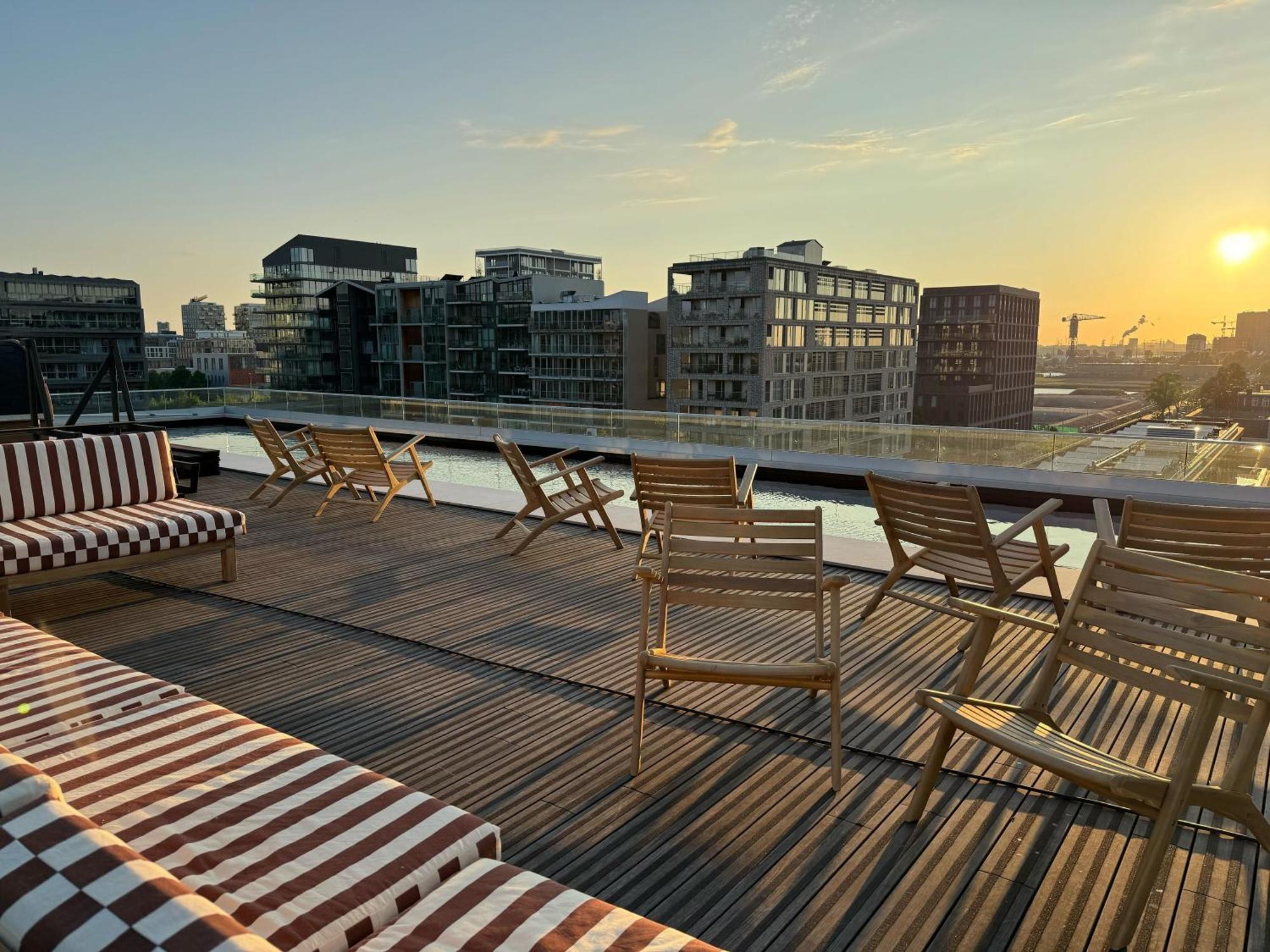 Bob W Amsterdam Noord Aparthotel Luaran gambar